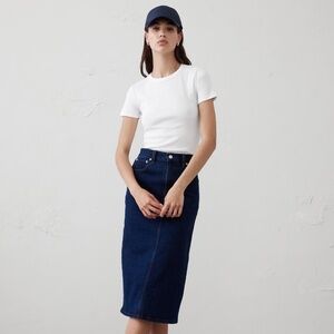 Banana Republic Ribbed White T-Shirt Medium